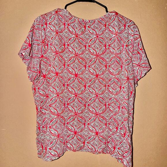 Croft & Barrow Women's Red Short Sleeve Pattern T-Shirt - Size 2XL - Picture 3 of 7